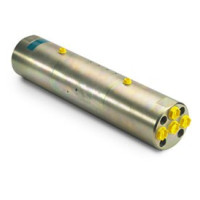 Zesilovač tlaku pro dvě média - trubková konstrukce